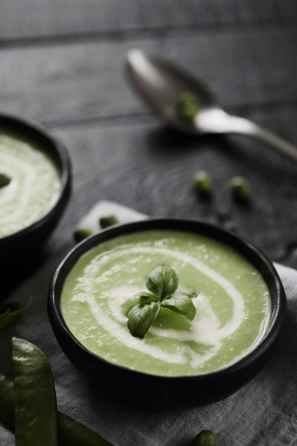 Comment préparer une soupe de légumes d'hiver avec des ingrédients de saison et des épices réchauffantes?